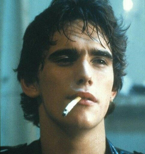 π¬ | Dallas Winston | He/Him | Straight | 17 | Fictive/Sexual protector/Substance abuse holder/Traumaholder/Vigilante | Source; The Outsiders (movie)